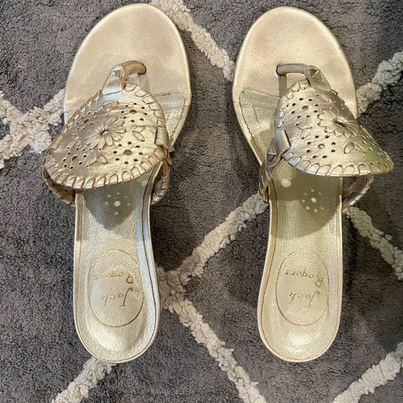 EUC Jack Roger wedge sandals - Picture 4 of 5